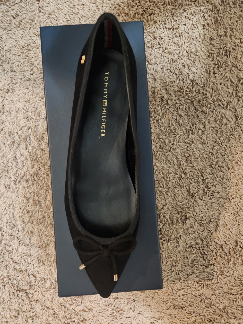Tommy Hilfiger Black Pointed Toe Bow Ballet Flat